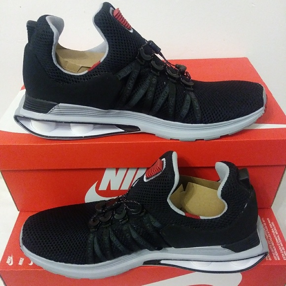 Men\'s Size 11.5 Nike Shox Gravity main image 6